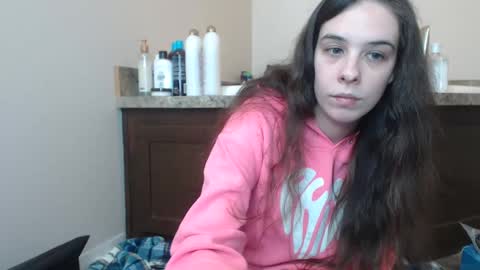 Snapshot of miss_sunshine01 chatting on January 18, 2025, 2:03 am Bella online show from January 18, 2025, 2:03 am