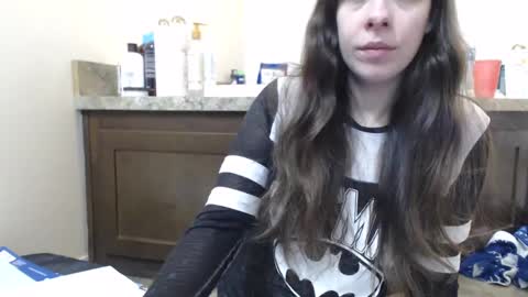 Snapshot of miss_sunshine01 chatting on February 11, 2025, 4:13 pm Bella online show from February 11, 2025, 4:13 pm