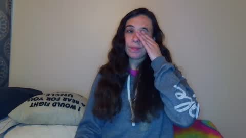 Snapshot of miss_sunshine01 chatting on September 22, 2025, 2:30 pm Bella online show from September 22, 2025, 2:30 pm