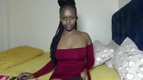 Cherry online show from November 14, 2025, 6:39 pm