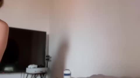 Snapshot of missameliah chatting on September 16, 2025, 12:17 pm Ameliahs online show from September 16, 2025, 12:17 pm