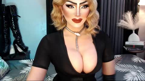 PRIESTESS CHANNEL online show from October 1, 2025, 11:33 pm