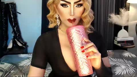 PRIESTESS CHANNEL online show from October 29, 2025, 10:44 pm