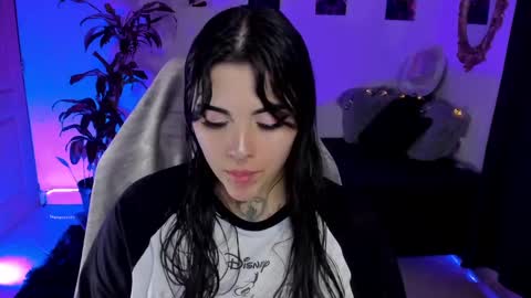 Missy Charlottte.  Hey remember to give me a thumbs up ty online show from January 10, 2025, 5:26 am