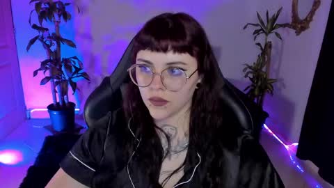 Missy Charlottte.  Hey remember to give me a thumbs up ty online show from March 5, 2025, 7:38 am