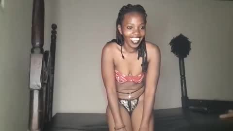 Snapshot of misscurvy111 chatting on November 7, 2025, 6:35 am Bash online show from November 7, 2025, 6:35 am