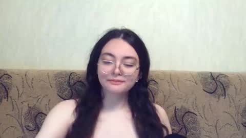 Snapshot of missis_mona chatting on September 13, 2025, 11:32 am missis mona online show from September 13, 2025, 11:32 am