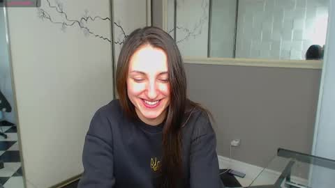 Snapshot of missis_sofiia chatting on February 21, 2025, 1:22 pm Sofia online show from February 21, 2025, 1:22 pm