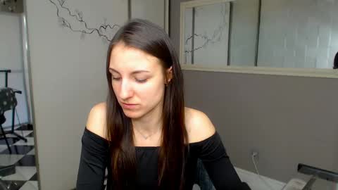 Snapshot of missis_sofiia chatting on March 8, 2025, 6:54 am Sofia online show from March 8, 2025, 6:54 am