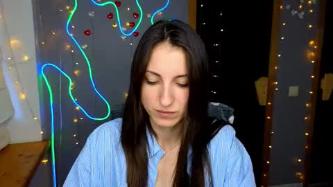 Snapshot of missis_sofiia chatting on September 12, 2025, 12:05 pm Sofia online show from September 12, 2025, 12:05 pm