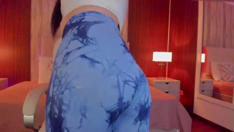 Snapshot of missisabella1 chatting on February 21, 2025, 2:38 pm Bella Castillo online show from February 21, 2025, 2:38 pm