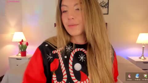 Snapshot of missisabella1 chatting on December 3, 2025, 1:31 pm Bella Castillo online show from December 3, 2025, 1:31 pm