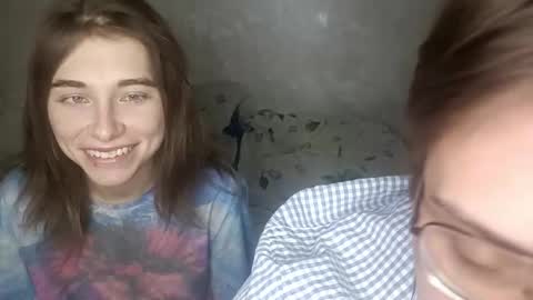 Snapshot of missjadefox chatting on December 14, 2025, 4:23 pm Ashley and Alex online show from December 14, 2025, 4:23 pm