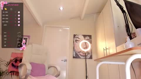 Ania online show from March 9, 2025, 6:11 pm