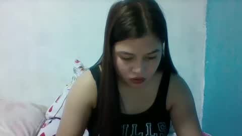 Snapshot of misskitty2xxx chatting on February 25, 2025, 12:14 am Merry online show from February 25, 2025, 12:14 am