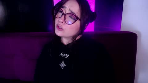 Miss Loise online show from December 19, 2024, 7:40 pm