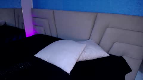 Miss Loise online show from October 7, 2025, 3:47 am