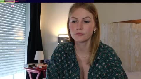 Misslucci online show from February 10, 2025, 9:25 am