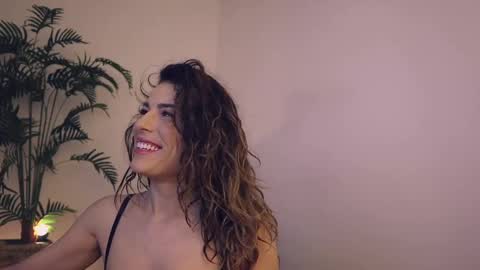 Snapshot of misslullu chatting on February 27, 2025, 4:41 am Lullu online show from February 27, 2025, 4:41 am