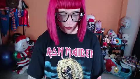 Snapshot of missmia2 chatting on December 3, 2025, 3:10 pm Miss Mia online show from December 3, 2025, 3:10 pm