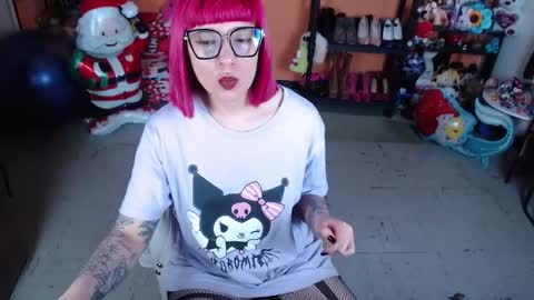 Snapshot of missmia2 chatting on December 4, 2025, 7:11 pm Miss Mia online show from December 4, 2025, 7:11 pm