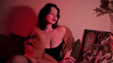 Snapshot of missmirandagd chatting on October 26, 2025, 12:33 pm online show from October 26, 2025, 12:33 pm