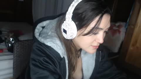 Snapshot of misspink152015 chatting on December 25, 2024, 11:20 pm sarah online show from December 25, 2024, 11:20 pm