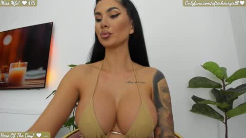 Snapshot of misspinkroom chatting on September 30, 2025, 7:41 pm Renata online show from September 30, 2025, 7:41 pm