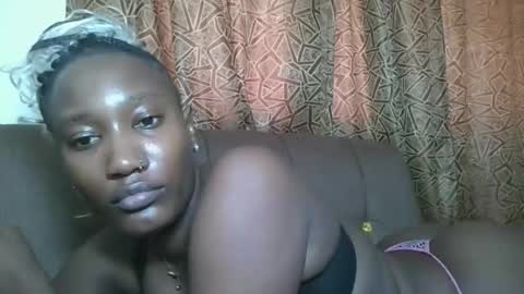 pretty gal online show from November 23, 2025, 5:29 am