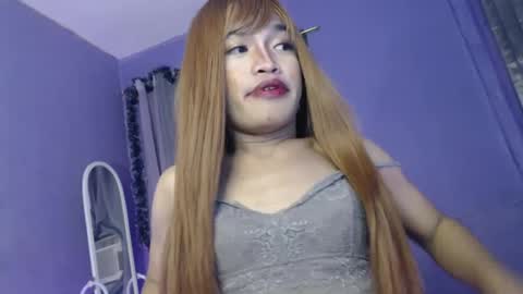 Snapshot of missrufaxxx chatting on December 17, 2024, 2:11 pm Cielo online show from December 17, 2024, 2:11 pm