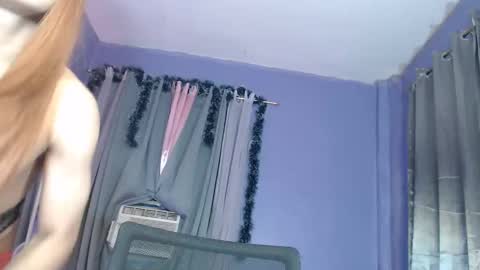 Snapshot of missrufaxxx chatting on December 22, 2024, 11:22 am Cielo online show from December 22, 2024, 11:22 am