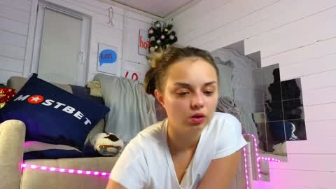 . online show from December 20, 2024, 6:24 pm