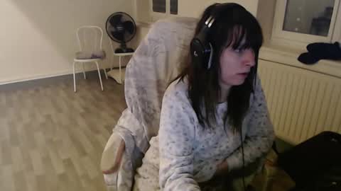 Snapshot of missthon chatting on January 6, 2025, 12:37 am missthon online show from January 6, 2025, 12:37 am