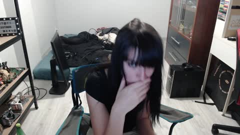 Snapshot of missthon chatting on February 5, 2025, 10:01 pm missthon online show from February 5, 2025, 10:01 pm