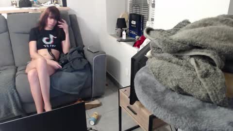 Snapshot of missthon chatting on December 3, 2025, 1:53 pm missthon online show from December 3, 2025, 1:53 pm