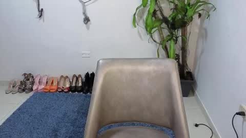 IG MISSVENUSS1 online show from October 27, 2025, 5:00 am