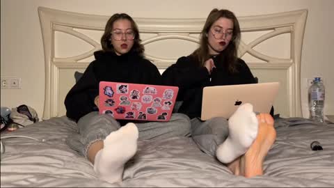 misswishh online show from February 4, 2025, 9:41 pm