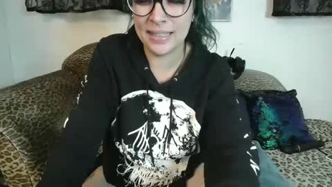 Snapshot of missy_dee chatting on October 17, 2025, 7:00 am Missy Dee online show from October 17, 2025, 7:00 am