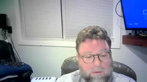 Mr. Happy online show from February 7, 2025, 7:07 am