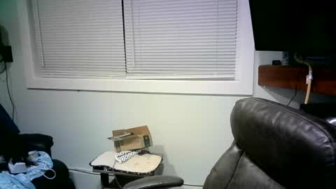 Mr. Happy online show from March 10, 2025, 4:17 am