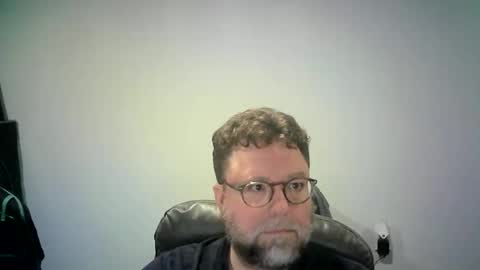 Mr. Happy online show from October 24, 2025, 5:26 am