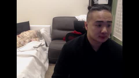 Snapshot of misterlionking chatting on November 17, 2025, 3:45 am Eric online show from November 17, 2025, 3:45 am