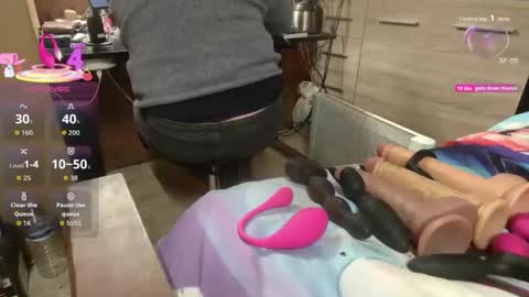 misteryman1956 online show from December 1, 2025, 6:40 am