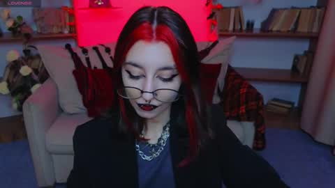 Marcelline online show from October 25, 2025, 9:50 am