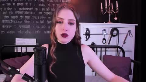 Snapshot of mistress_marlene chatting on November 30, 2025, 7:23 am Mistress Marlene online show from November 30, 2025, 7:23 am