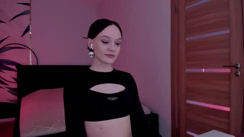 Snapshot of mistress_mialibra chatting on February 22, 2025, 7:34 am Mistress Mia online show from February 22, 2025, 7:34 am
