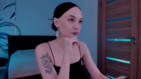 Snapshot of mistress_mialibra chatting on September 12, 2025, 8:20 pm Mistress Mia online show from September 12, 2025, 8:20 pm