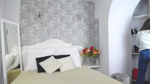 Snapshot of mistress_pamela_ chatting on November 5, 2025, 12:27 pm Mistress Pamela online show from November 5, 2025, 12:27 pm