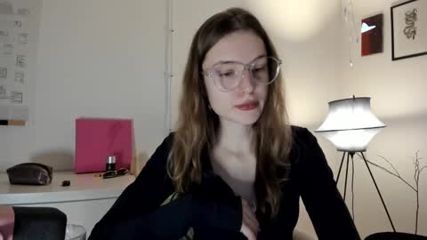 mistresselizy online show from November 3, 2025, 1:01 pm