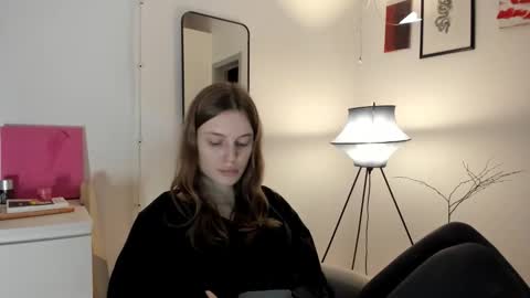 mistresselizy online show from November 6, 2025, 10:21 pm